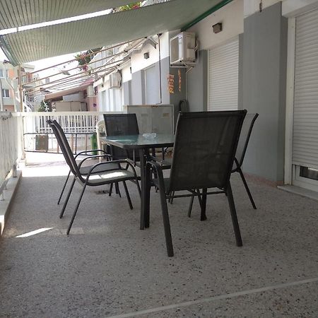 Debby'S Central Apartment Kavala Esterno foto