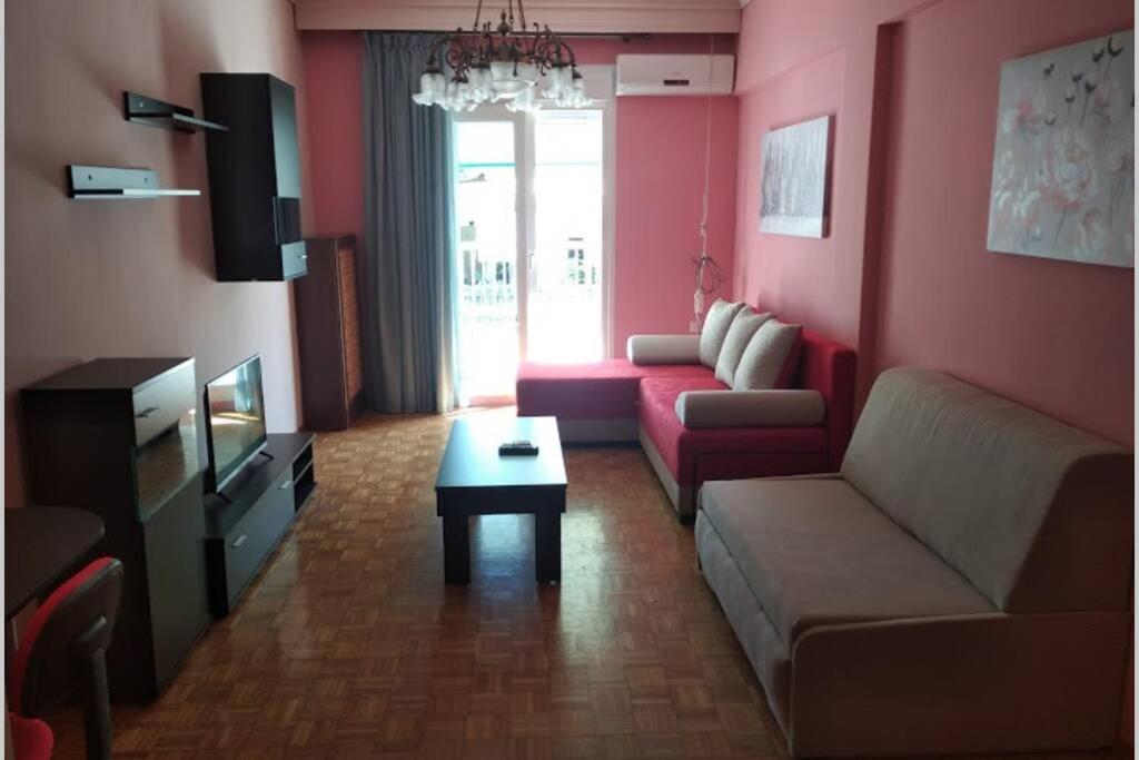Debby'S Central Apartment Kavala Esterno foto