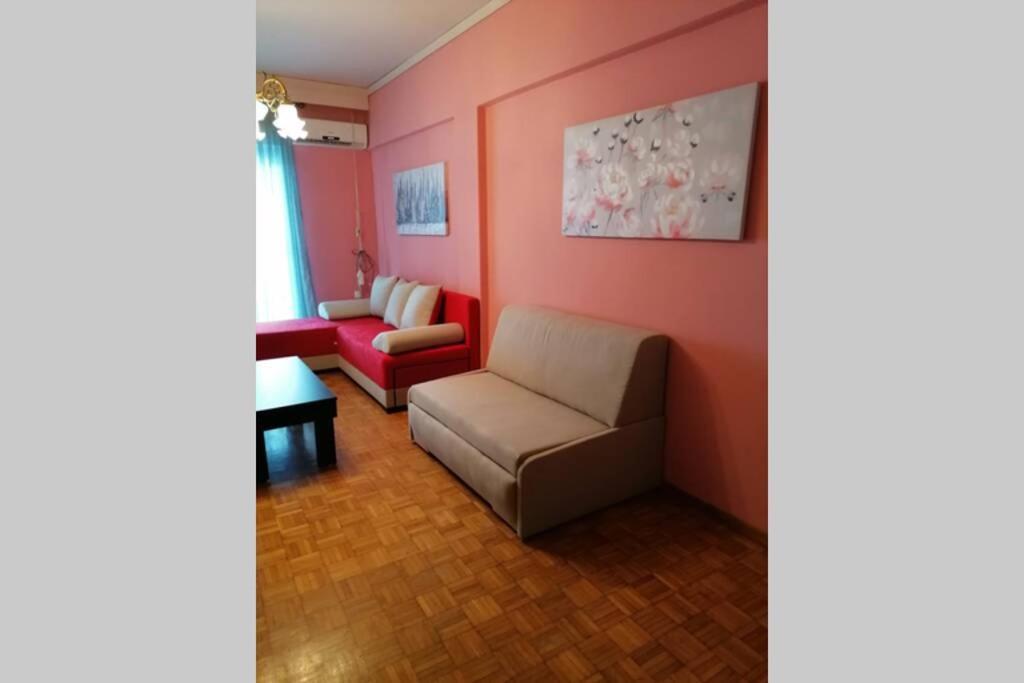 Debby'S Central Apartment Kavala Esterno foto