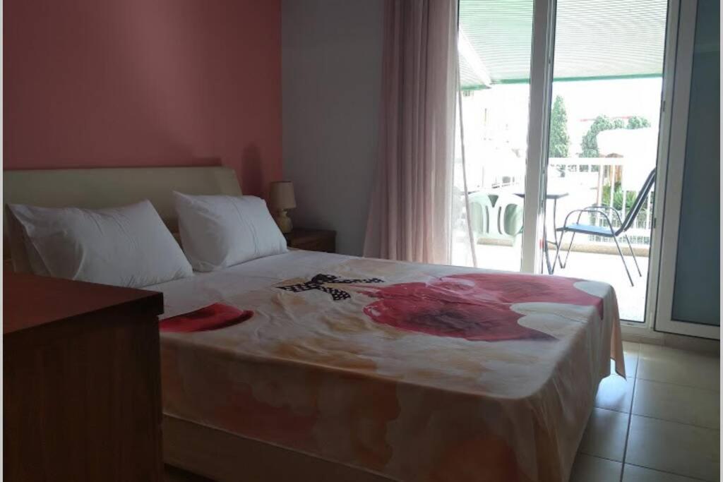 Debby'S Central Apartment Kavala Esterno foto