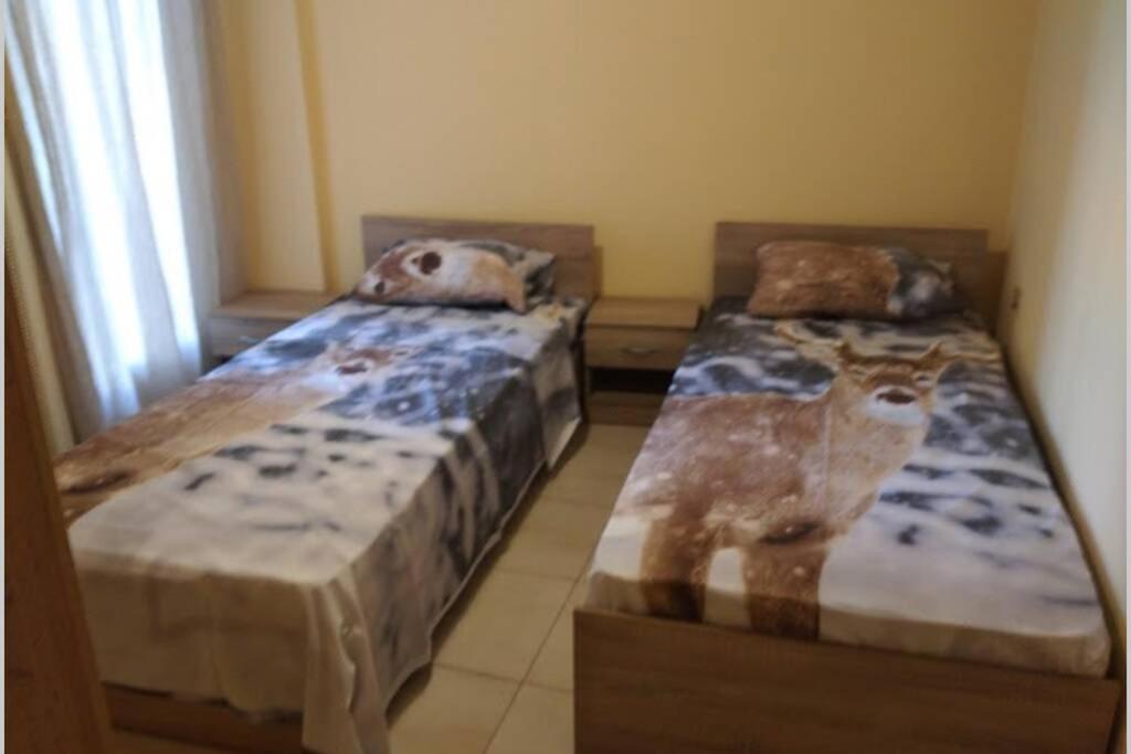 Debby'S Central Apartment Kavala Esterno foto